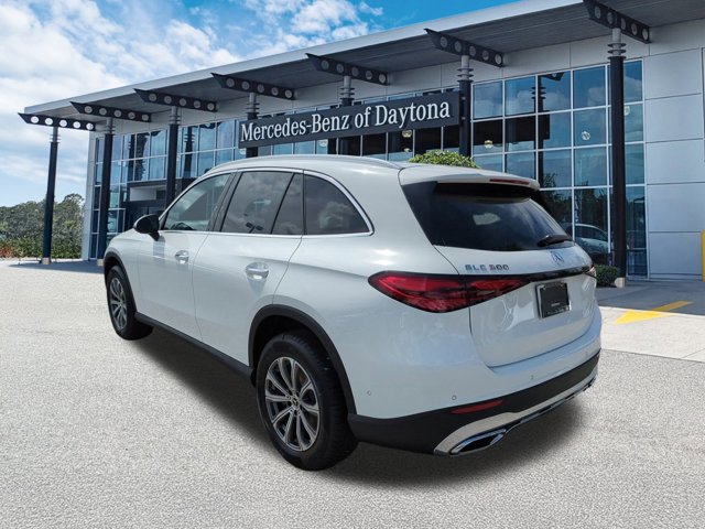 Used 2026 Mercedes-Benz GLC 300 image 6