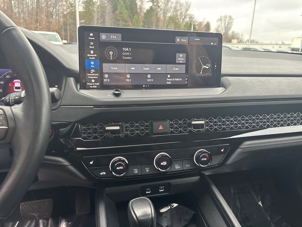 Used 2024 Honda Accord EX-L image 32