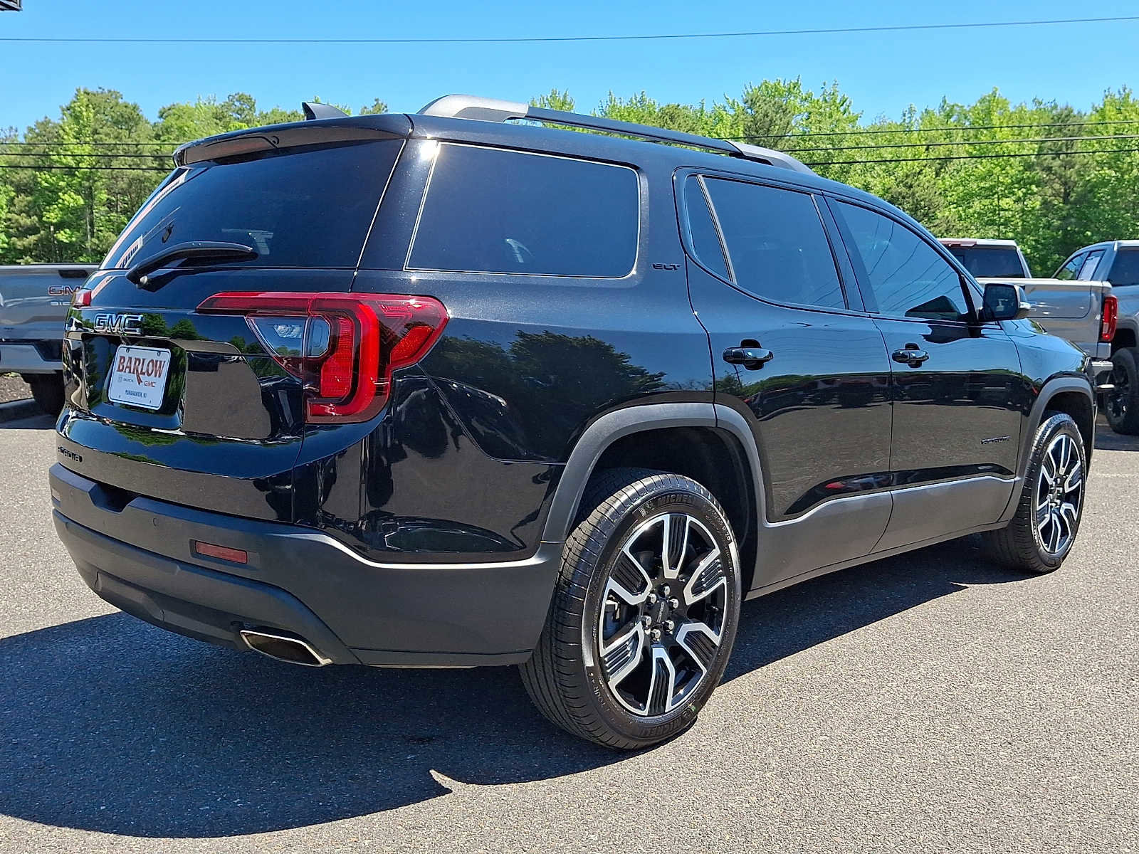 Used 2021 GMC Acadia SLT w/ Elevation Edition FWD image 6
