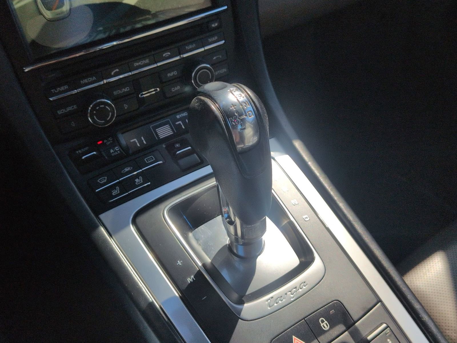 Certified 2015 Porsche 911 Targa 4S image 21