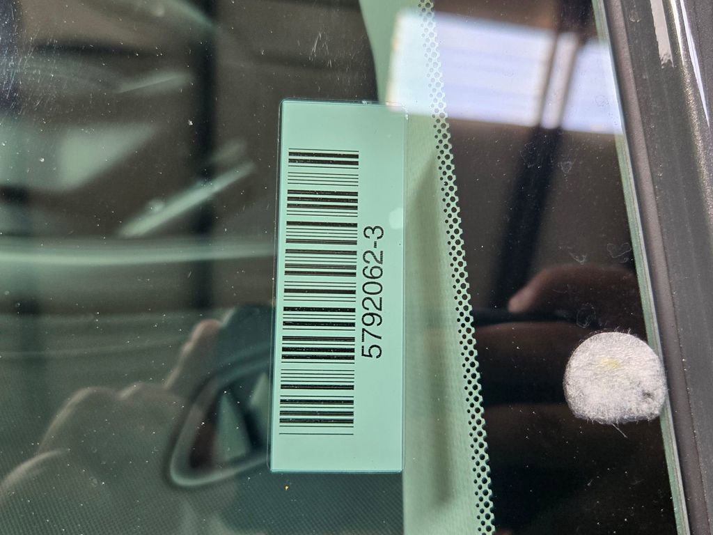 Used 2025 Hyundai Kona SEL FWD image 9