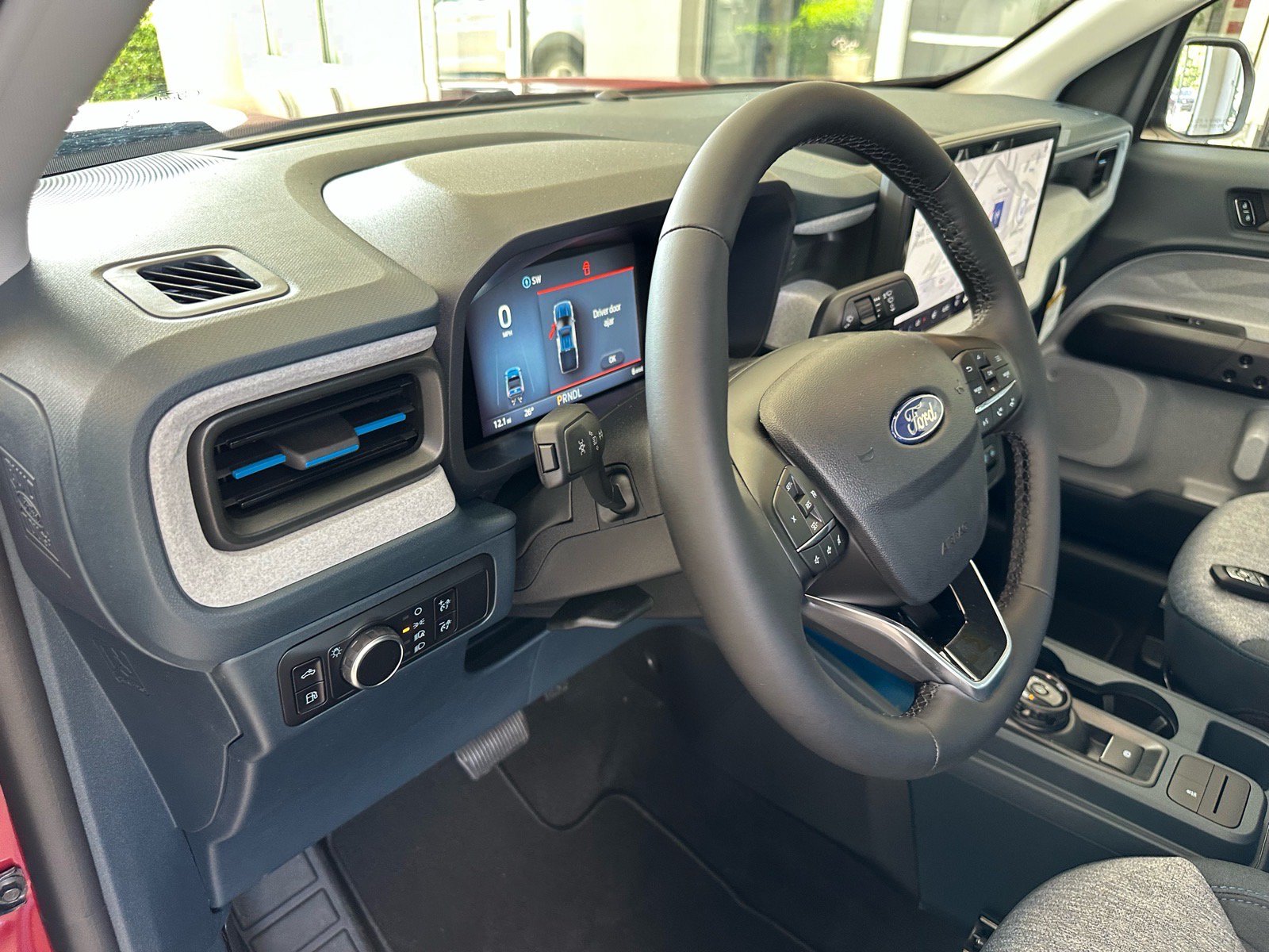 New 2026 Ford Maverick XLT w/ XLT Luxury Package FWD image 14