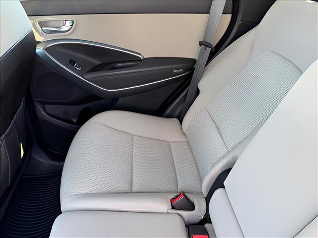 Used 2018 Hyundai Santa Fe Sport image 13