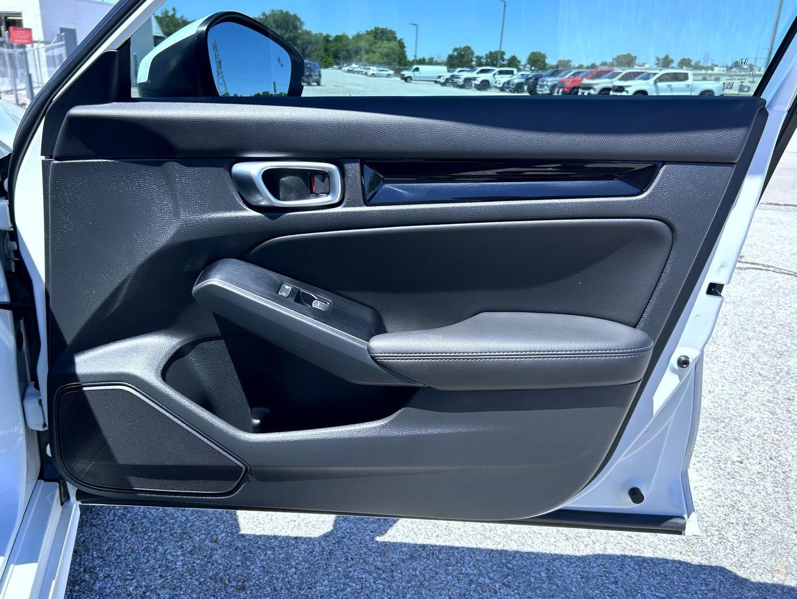Used 2023 Honda Civic Touring image 15