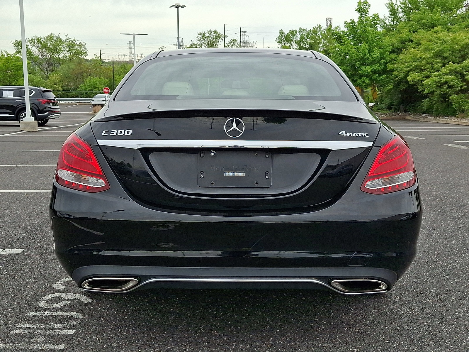Used 2018 Mercedes-Benz C 300 4MATIC Sedan image 5