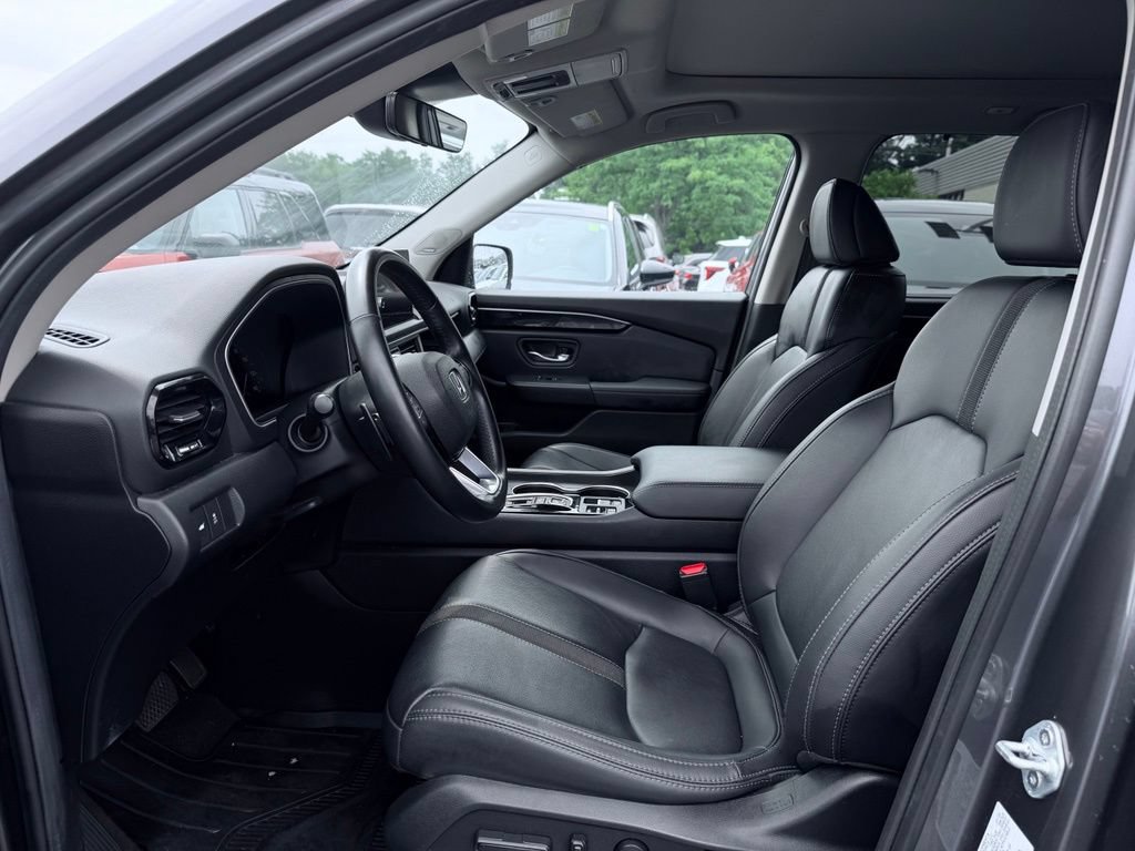 Used 2025 Honda Pilot Touring image 20