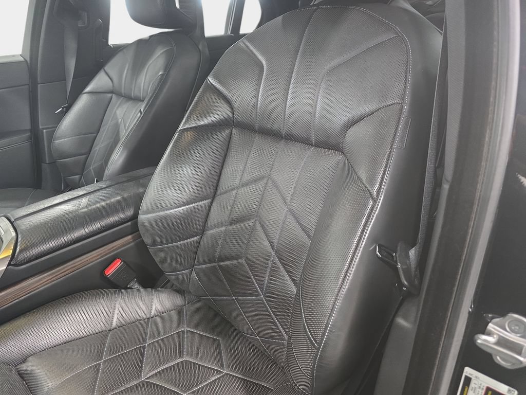 Certified 2023 BMW 760i xDrive AWD/4WD image 17