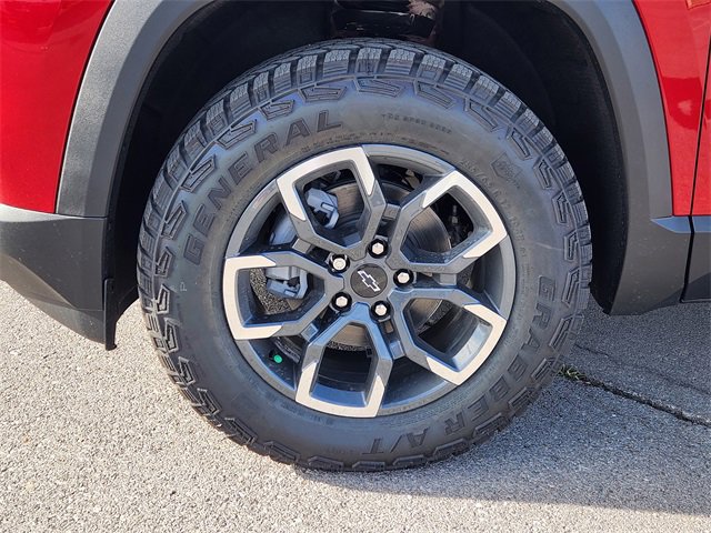 New 2026 Chevrolet Equinox ACTIV image 13