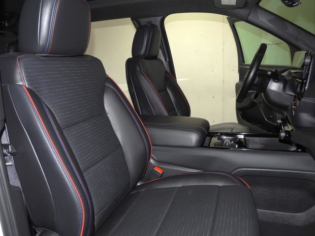 Used 2025 Chevrolet Silverado EV RST AWD/4WD image 53