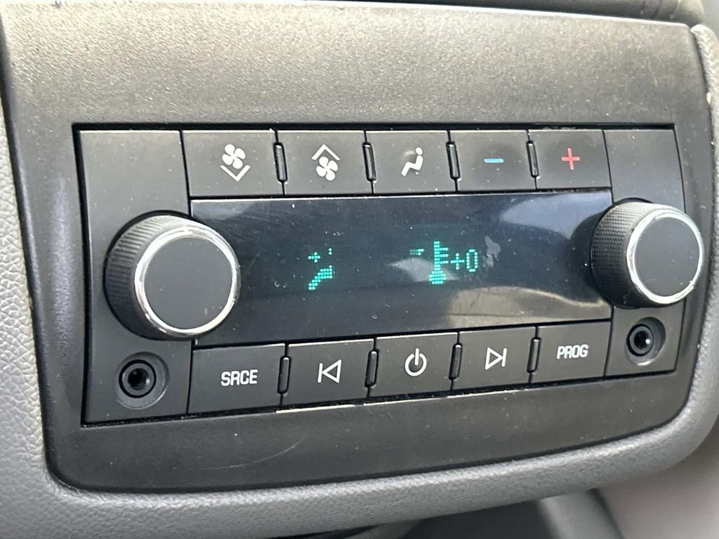 Used 2016 Chevrolet Traverse LTZ w/ LPO, 'HIT The Road' Package AWD/4WD image 25