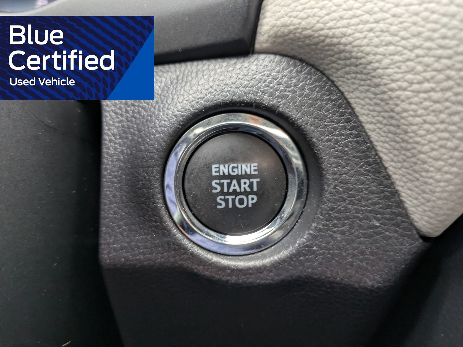 Used 2024 Toyota RAV4 XLE w/ Convenience Package FWD image 33