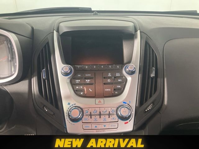 Used 2017 Chevrolet Equinox LS image 12