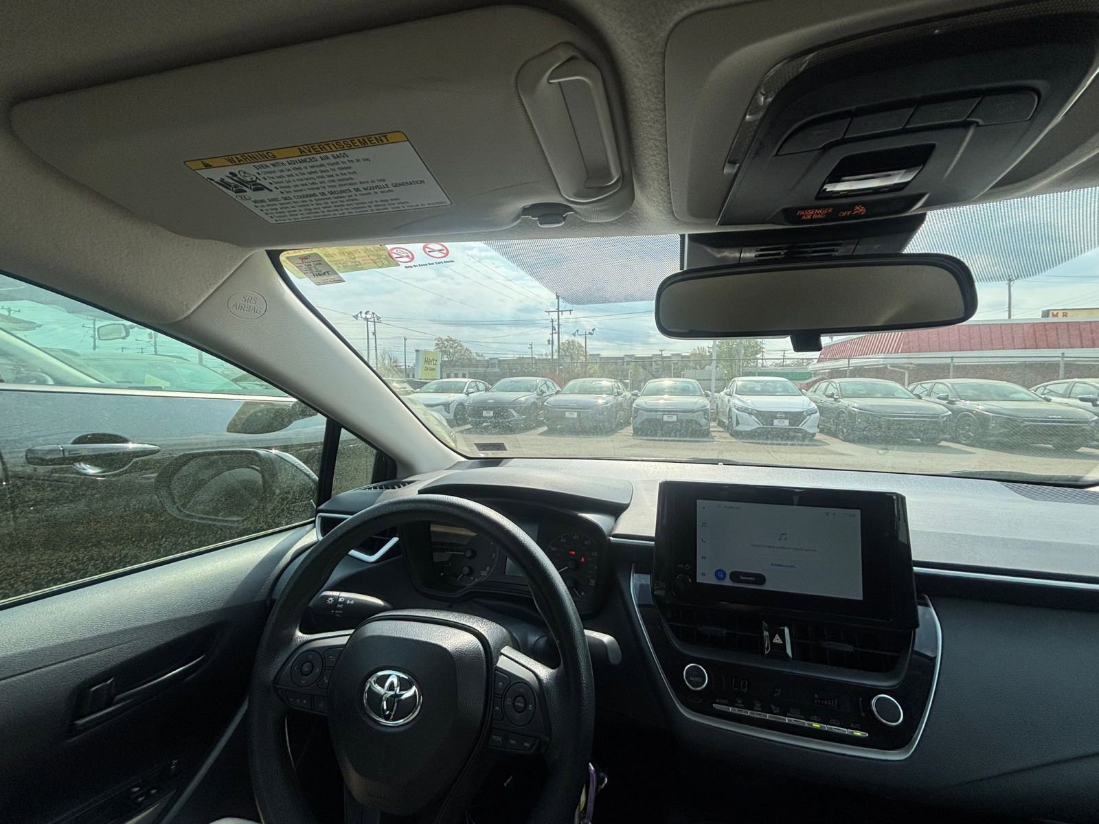 Used 2025 Toyota Corolla LE image 34