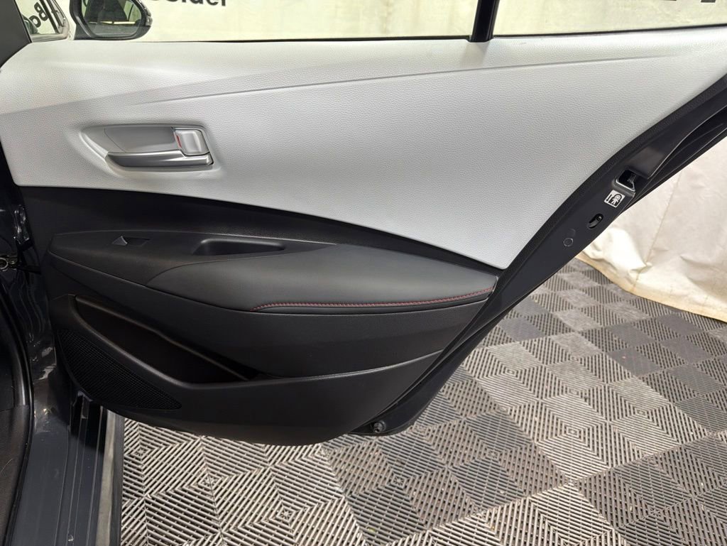 Used 2023 Toyota Corolla SE w/ SE Package FWD image 14