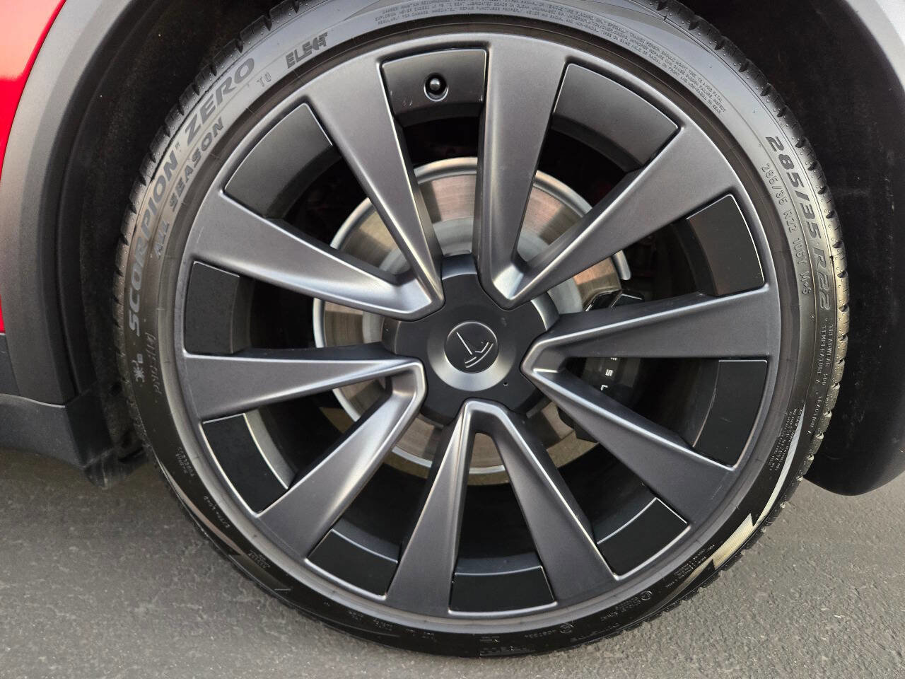 Used 2022 Tesla Model X Plaid image 15