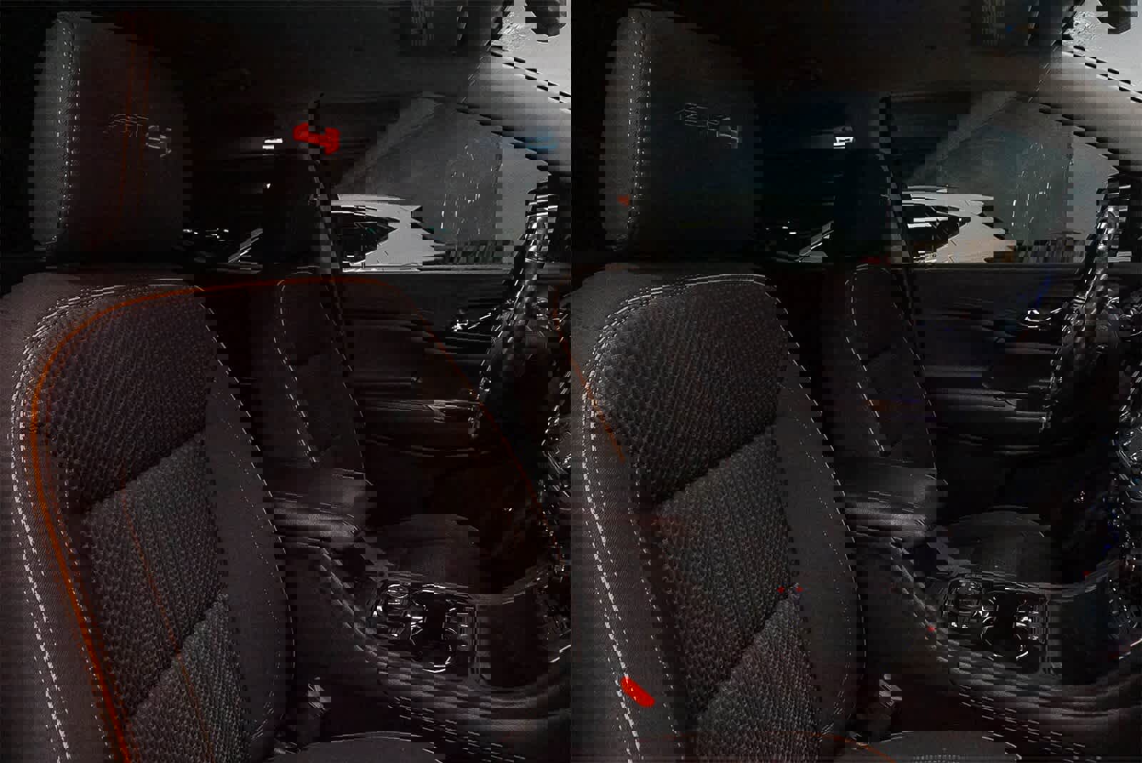 Used 2020 GMC Acadia AT4 image 17