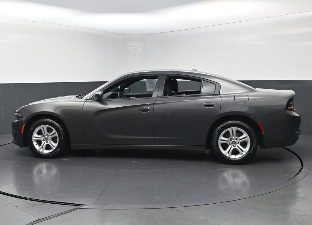 Used 2018 Dodge Charger SXT image 8