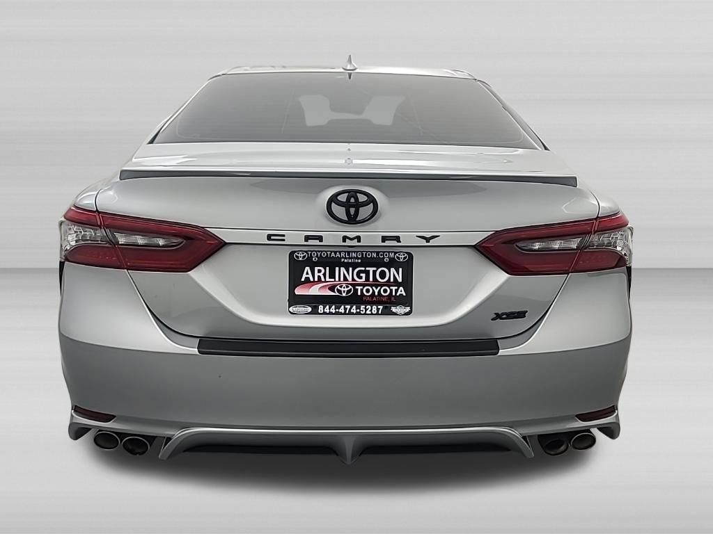 Used 2022 Toyota Camry XSE FWD image 6
