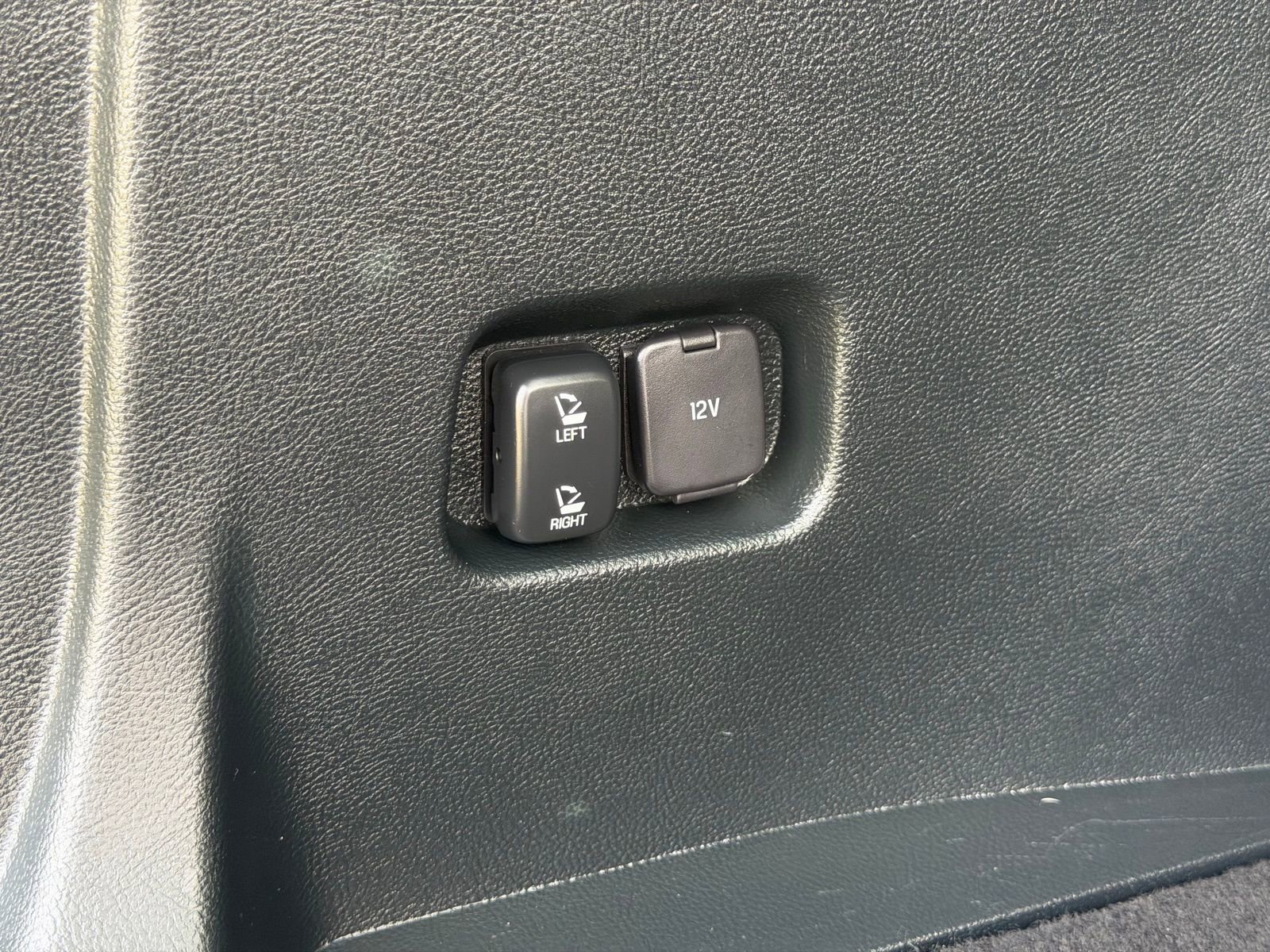 Used 2019 Ford Edge SEL w/ Equipment Group 201A AWD/4WD image 29