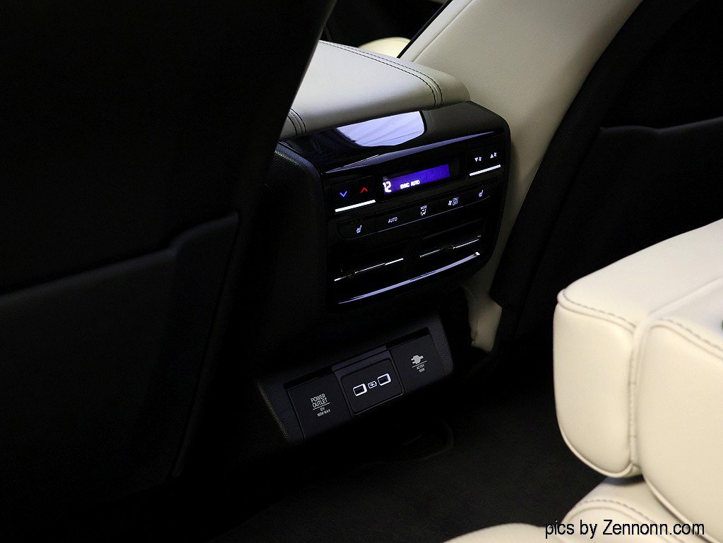 Used 2022 Acura MDX Type S image 16