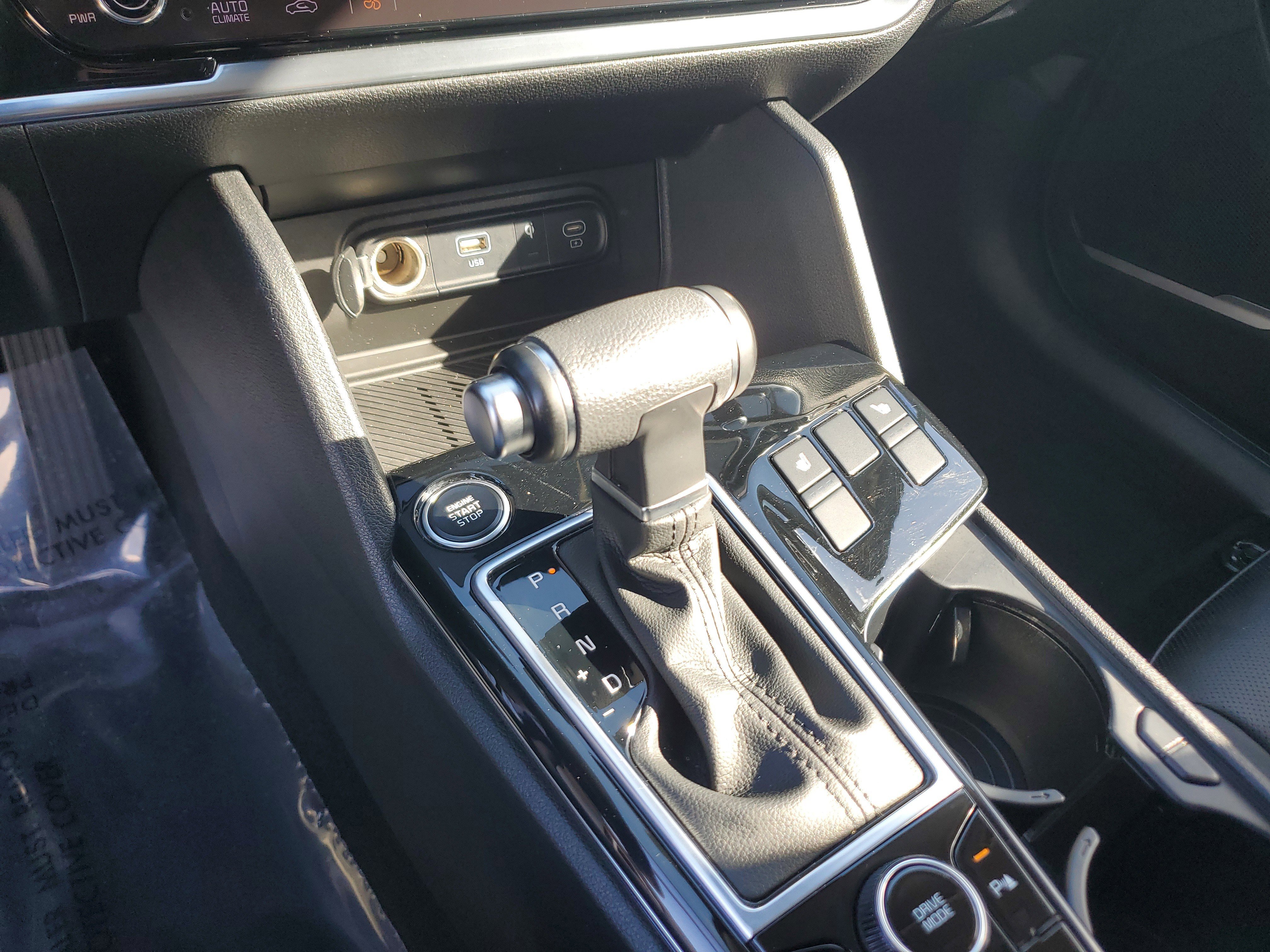 Used 2023 Kia Sportage EX image 24