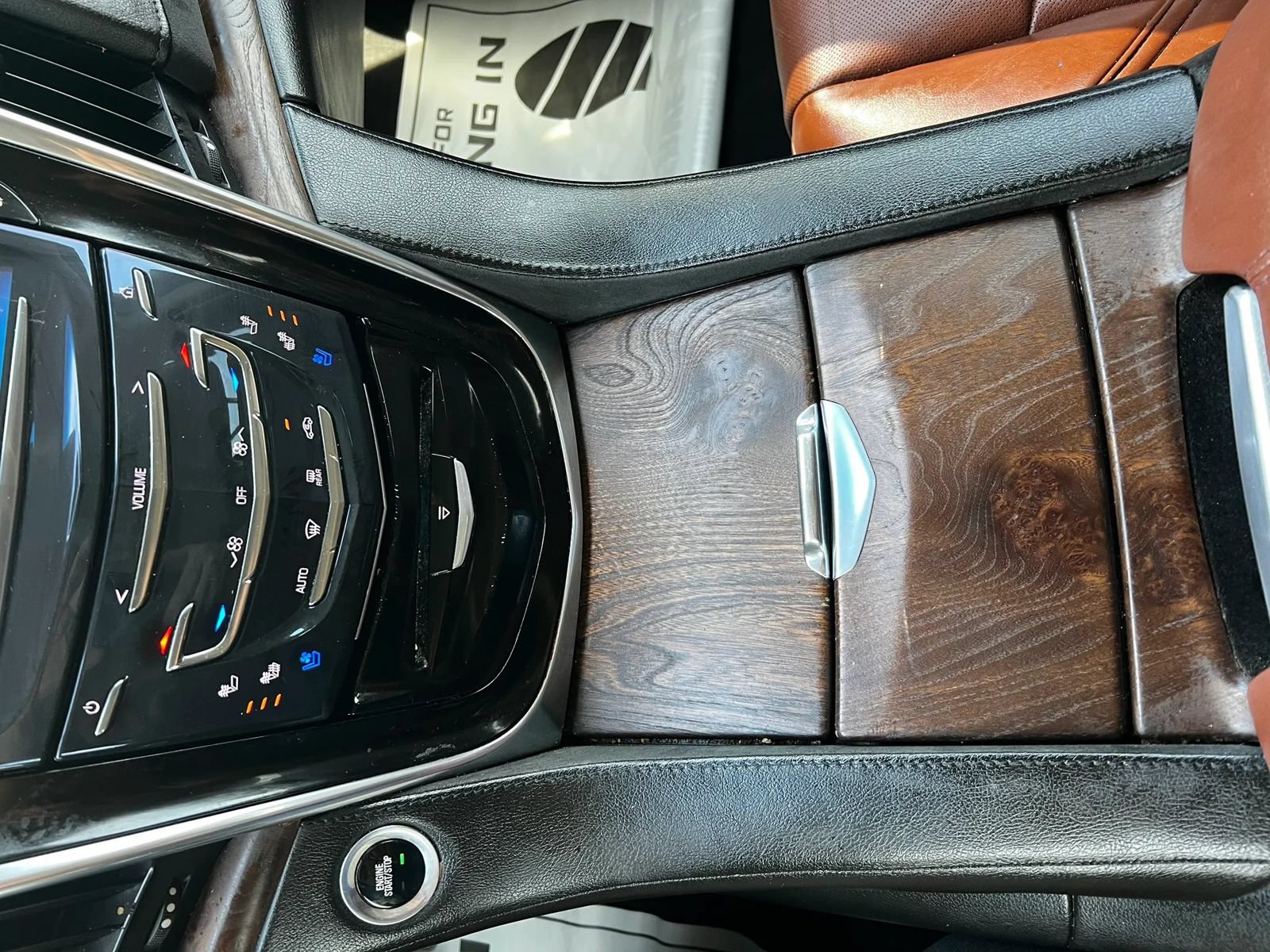 Used 2016 Cadillac Escalade ESV Premium AWD/4WD image 19