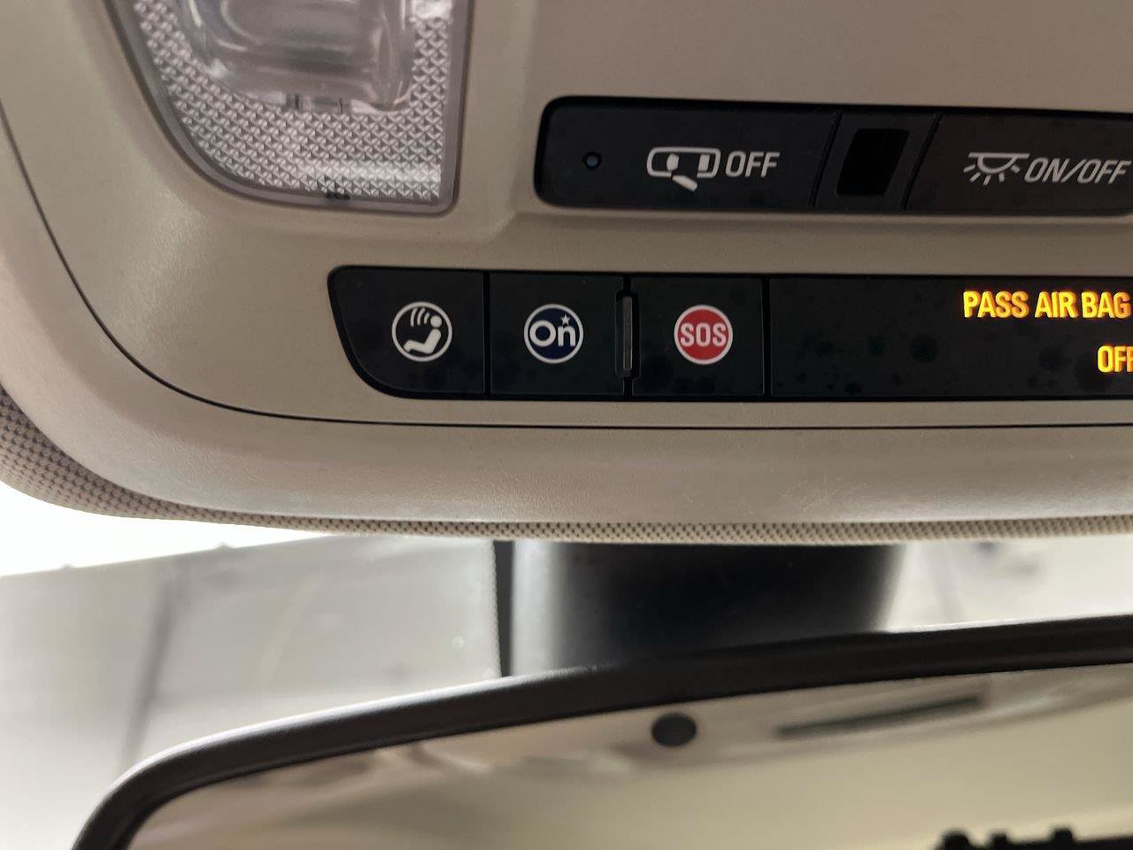 Used 2017 Buick LaCrosse Essence FWD image 25
