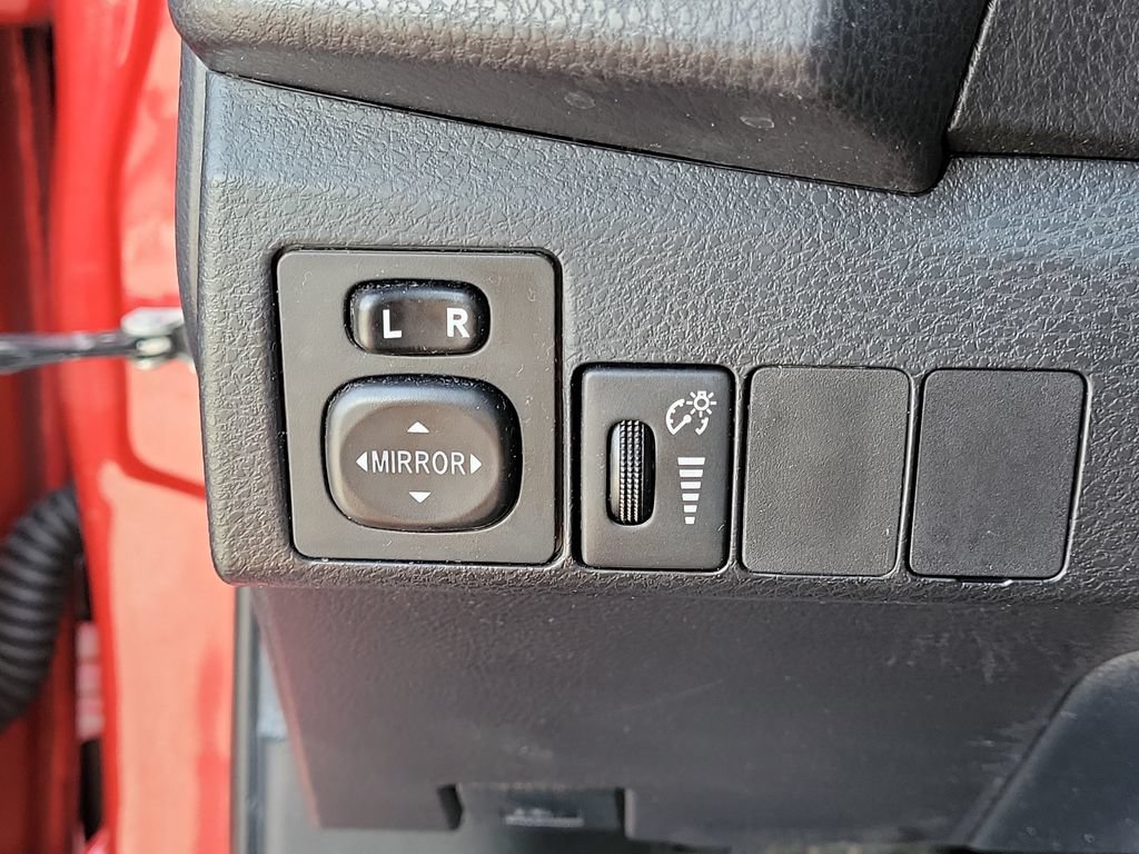 Used 2015 Toyota Corolla S FWD image 31