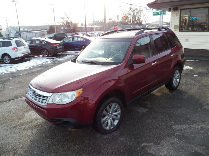 Used 2012 Subaru Forester 2.5X Premium w/ All-Weather Pkg AWD/4WD image 7