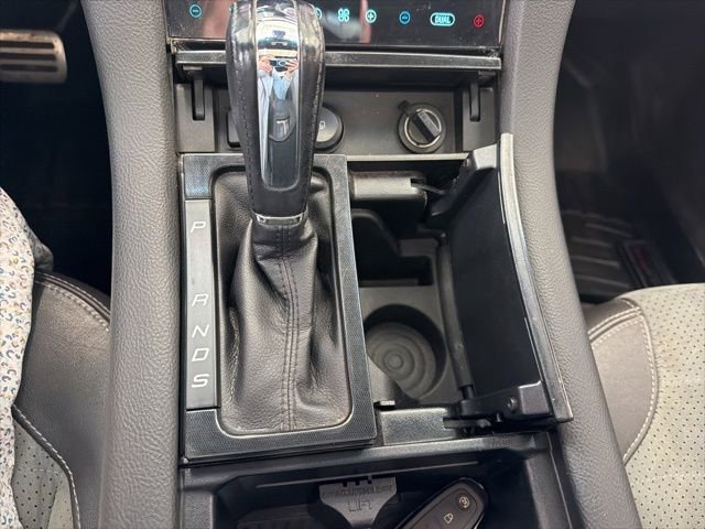 Used 2018 Ford Taurus SHO w/ Driver Assist Package AWD/4WD image 24