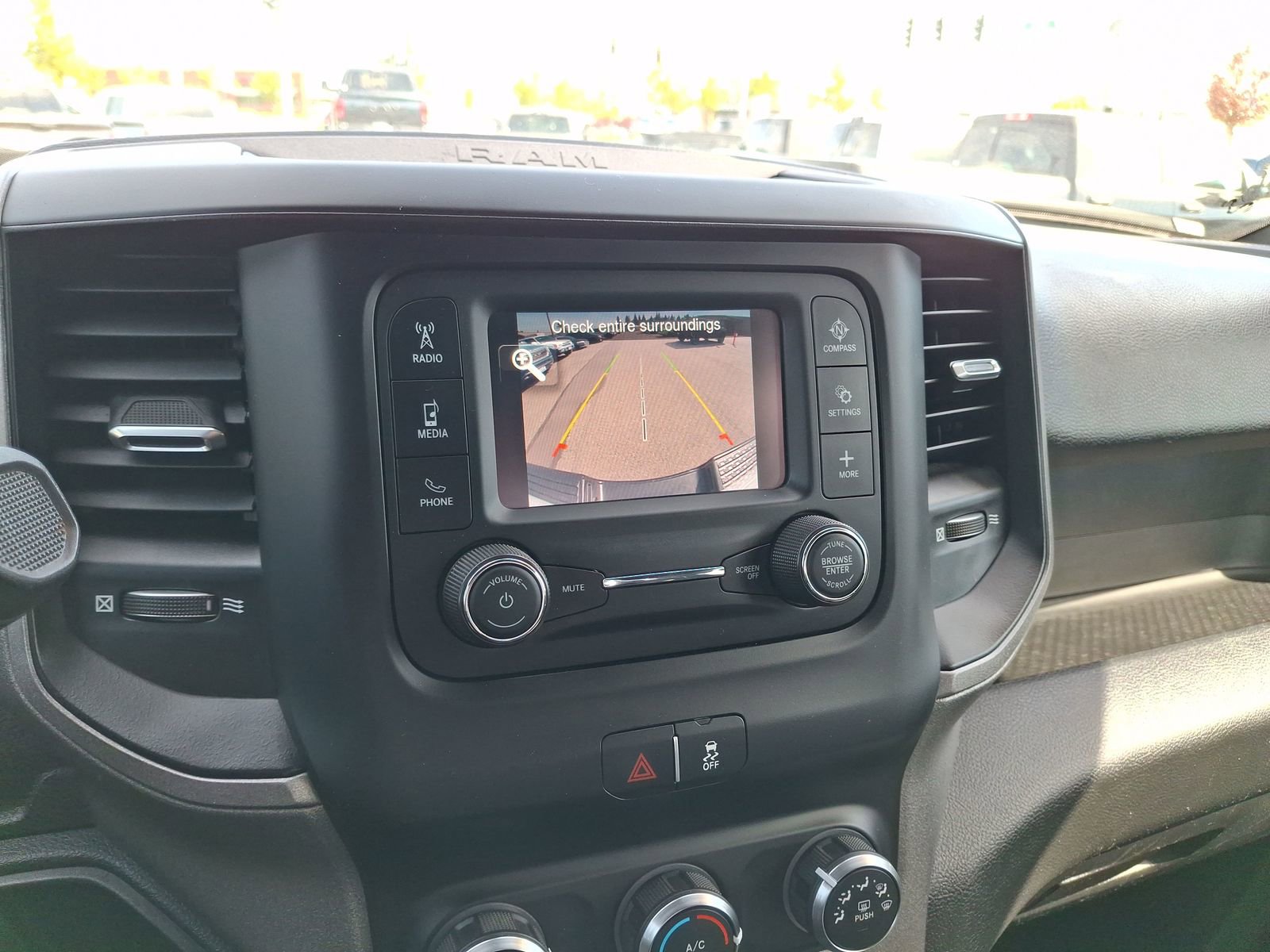 Certified 2022 RAM 2500 Tradesman AWD/4WD image 19