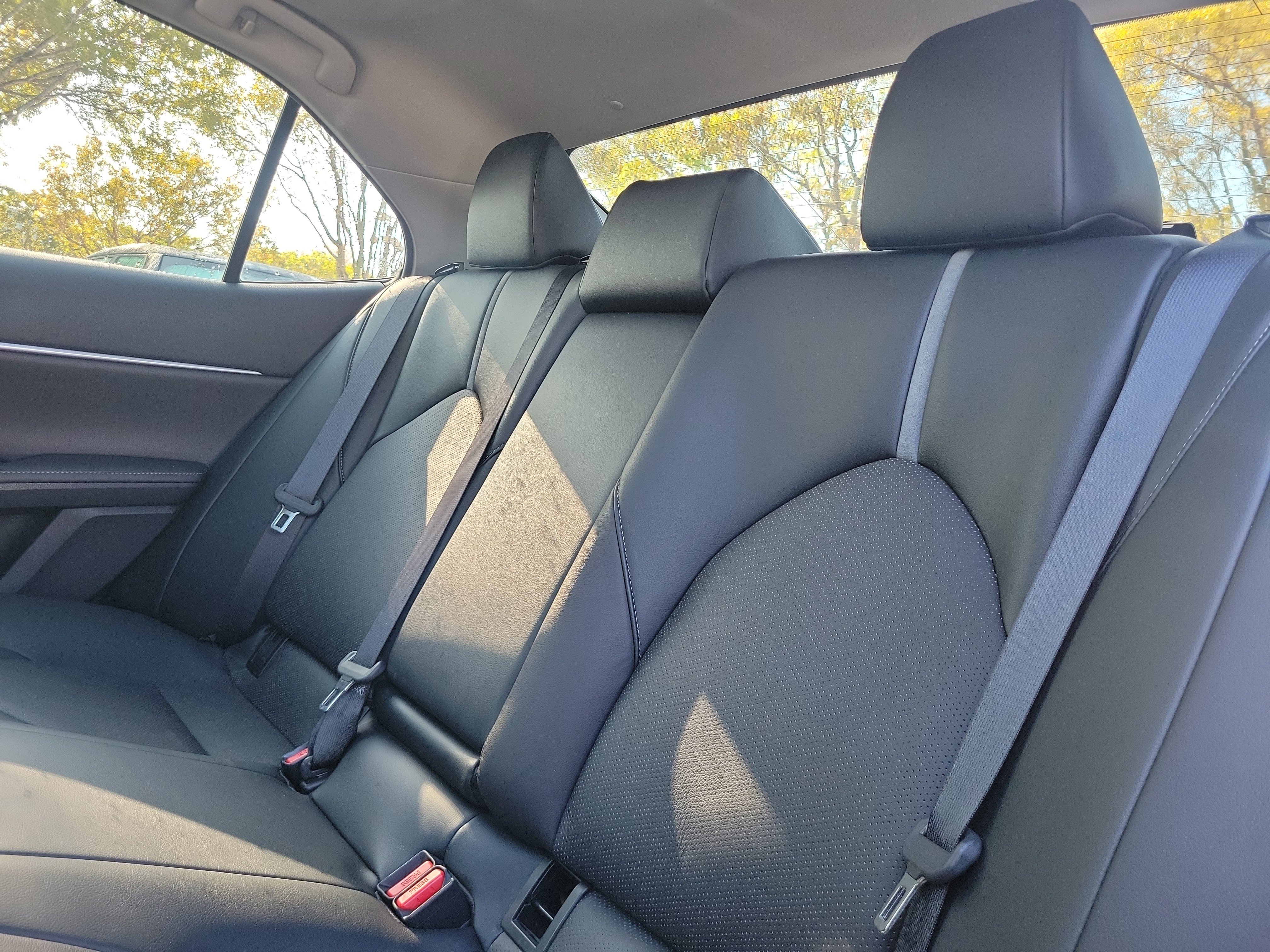 Used 2022 Toyota Camry XSE w/ Navigation Package FWD image 10