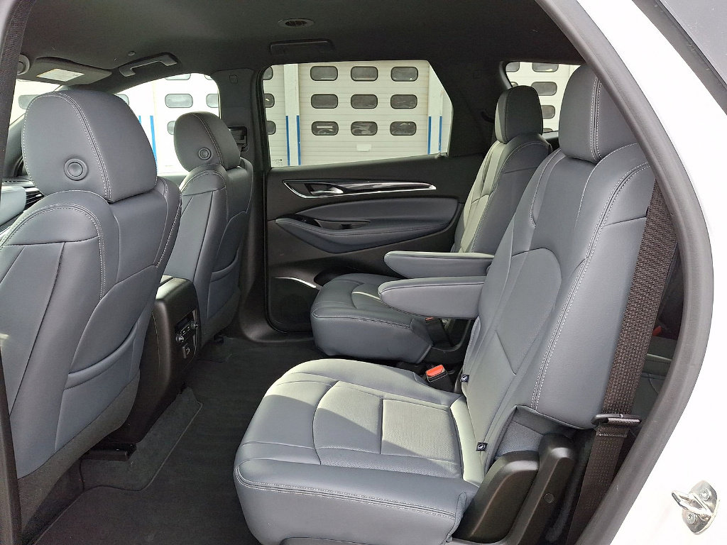 Certified 2024 Buick Enclave Essence image 20