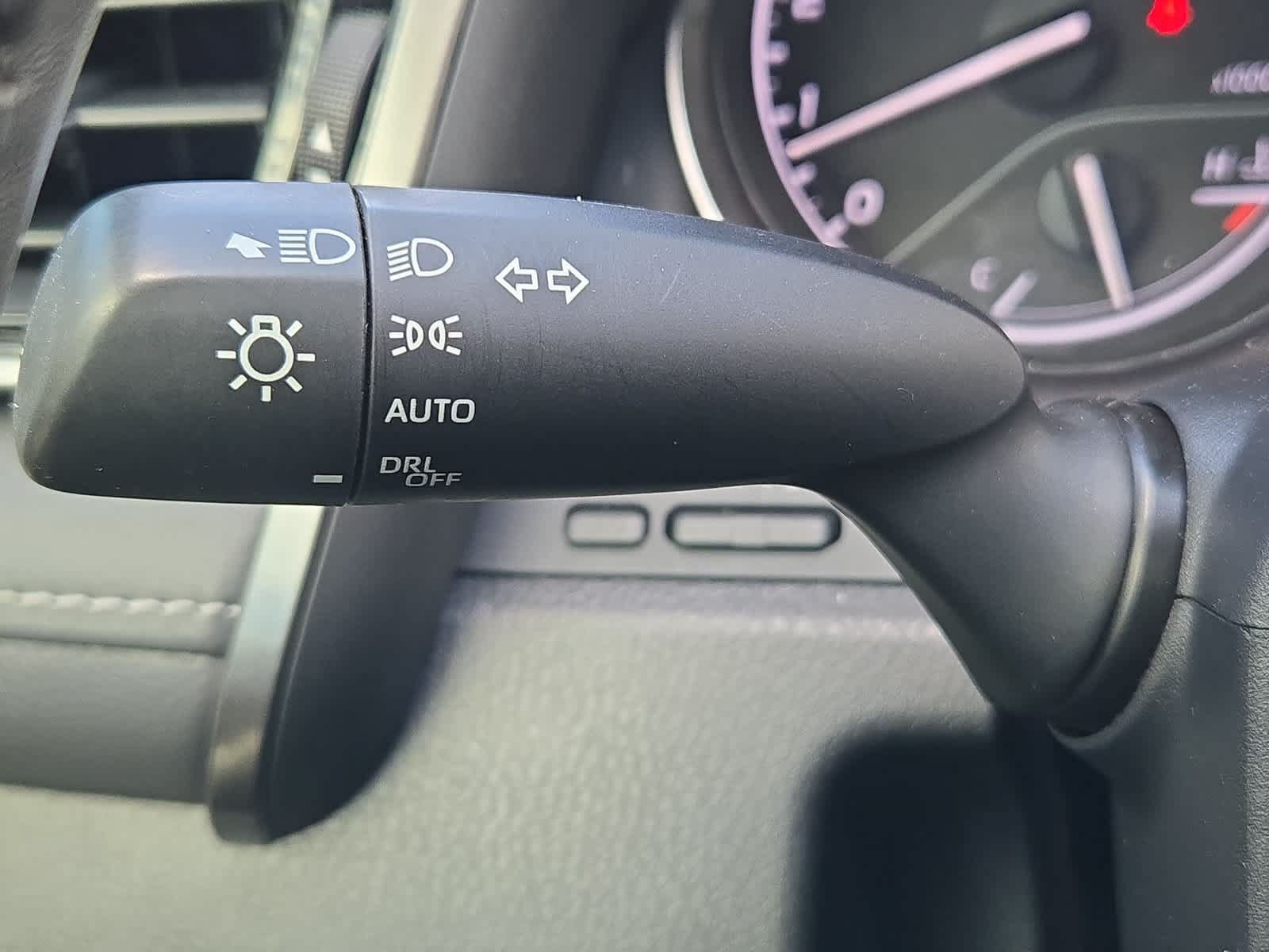 Used 2024 Toyota Camry SE FWD image 27
