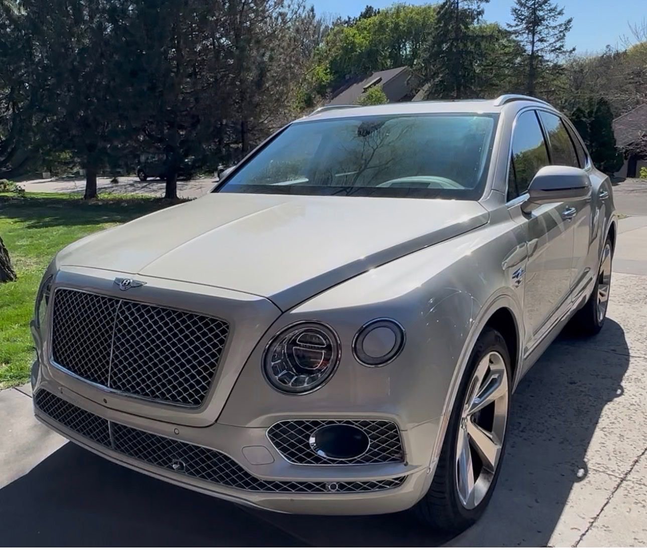 Used 2018 Bentley Bentayga