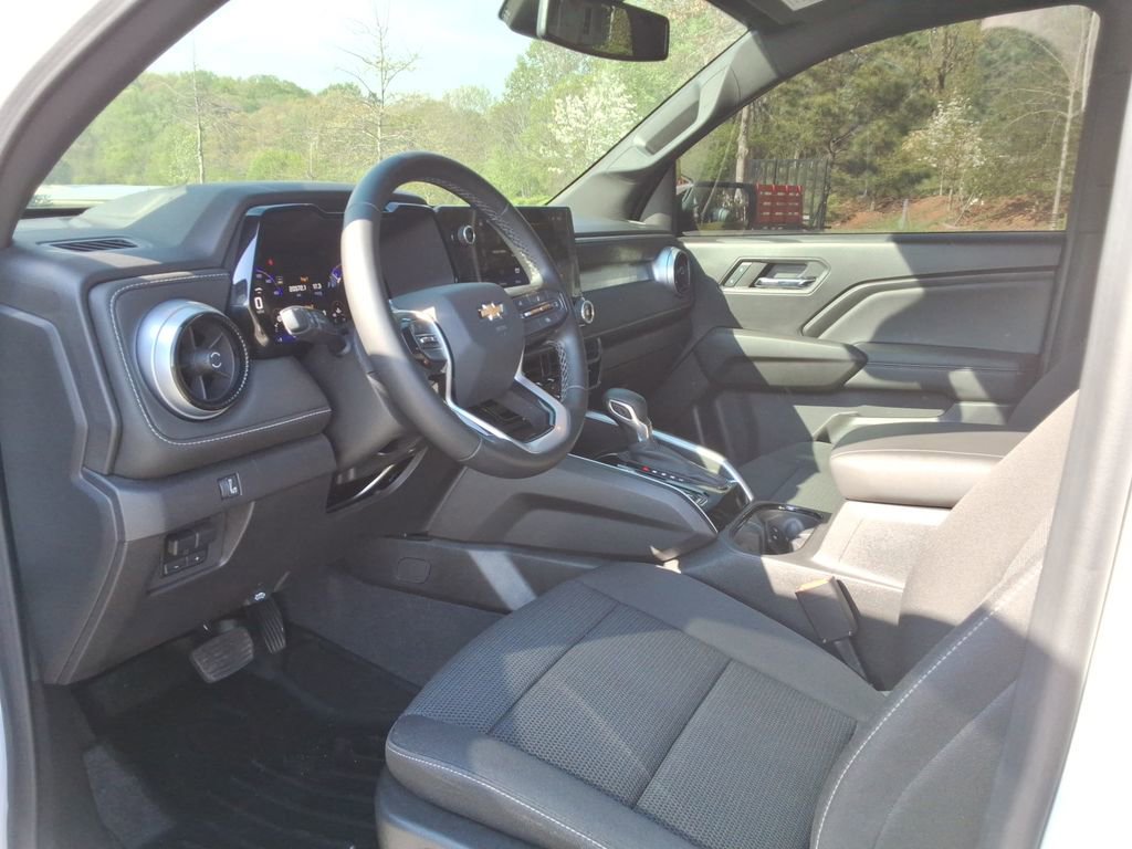 Certified 2024 Chevrolet Colorado LT w/ LT Convenience Package II image 21