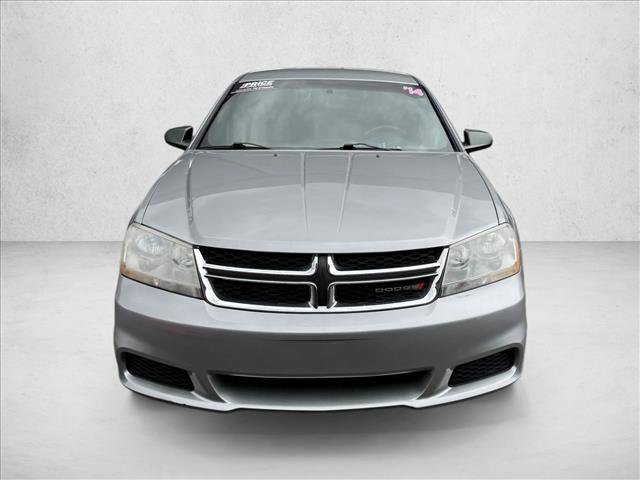 Used 2014 Dodge Avenger SE image 2