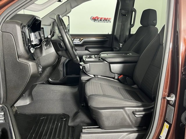 Used 2024 Chevrolet Silverado 2500 LT image 22