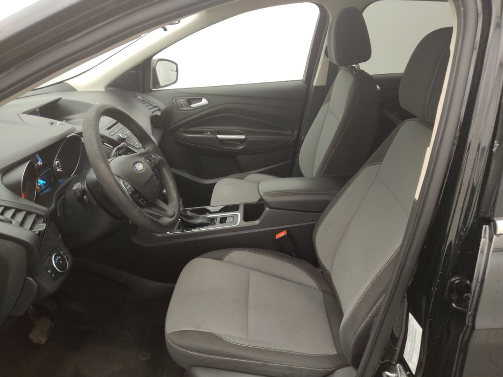 Used 2017 Ford Escape SE image 17