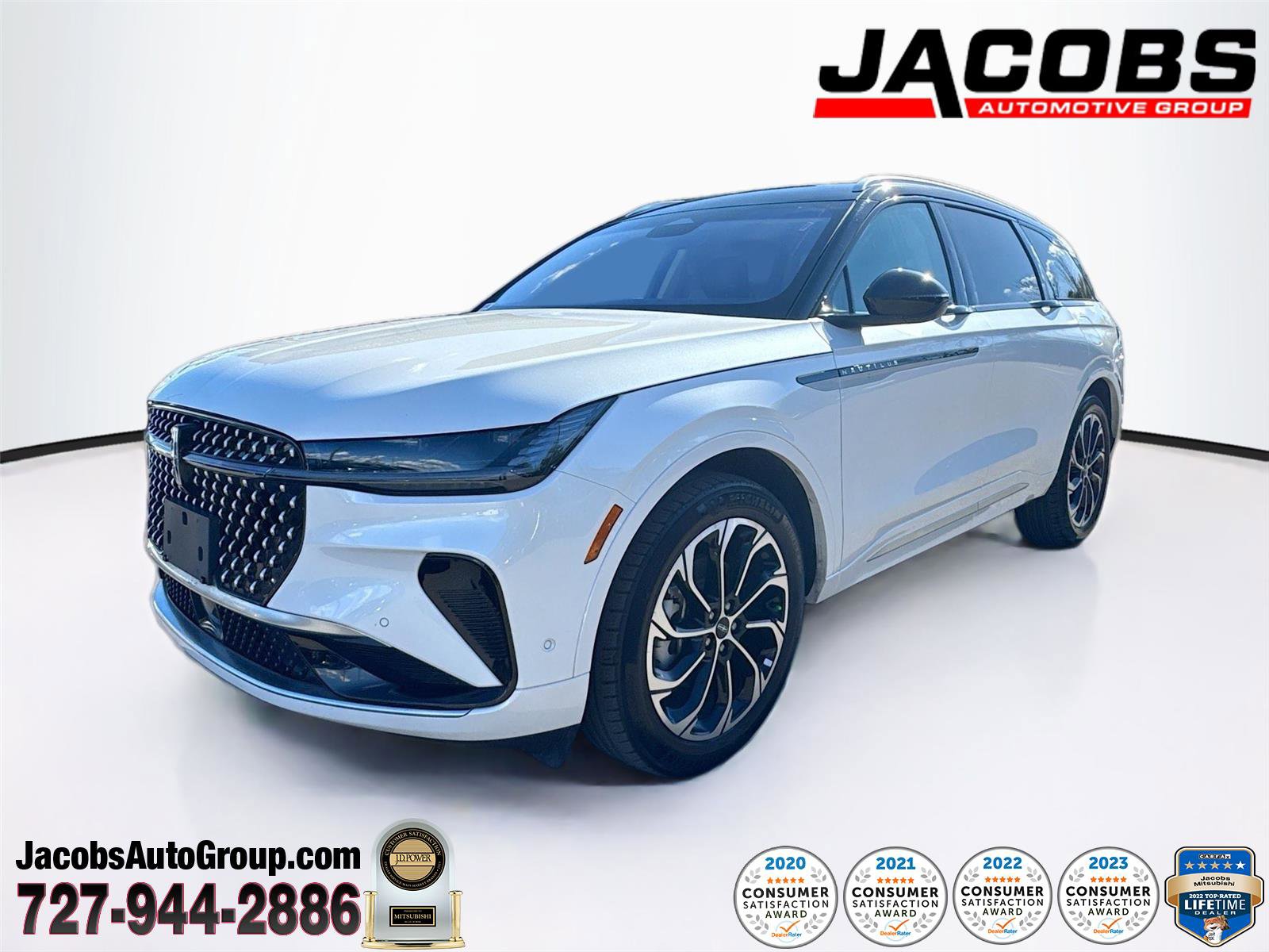 Used 2024 Lincoln Nautilus Reserve image 1