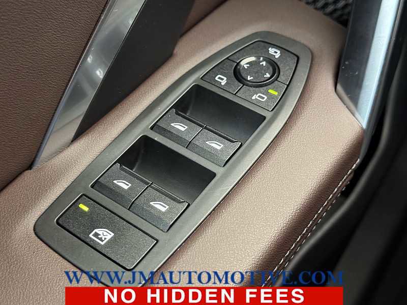 Used 2025 BMW X1 xDrive28i AWD/4WD image 38