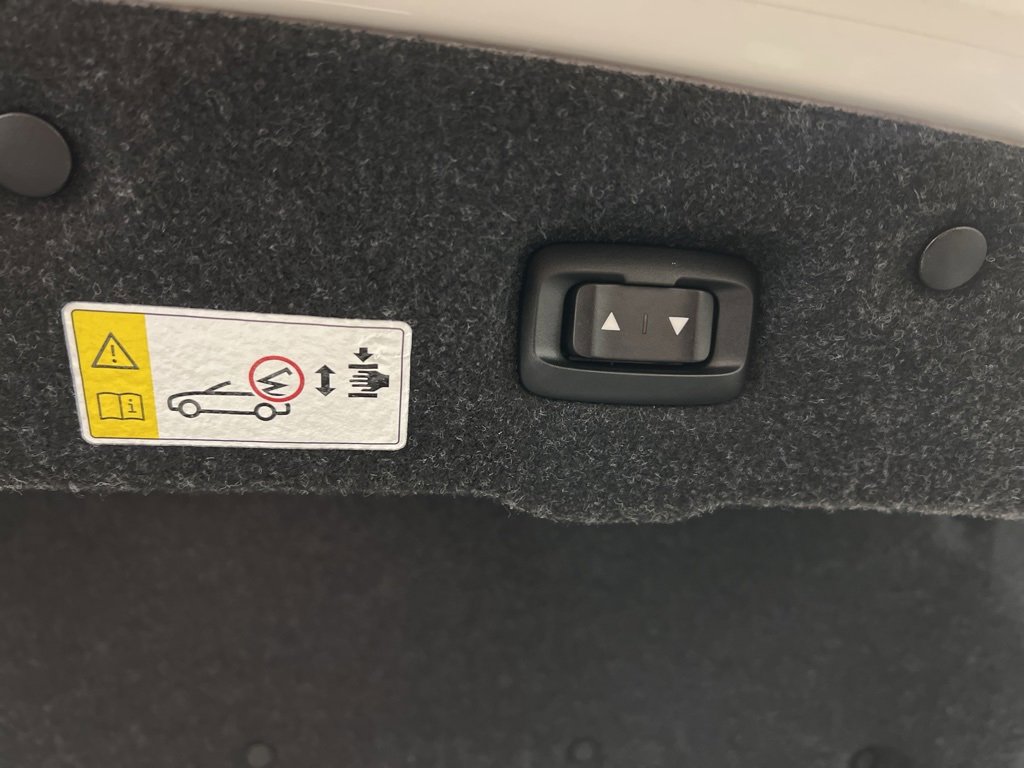 Used 2014 BMW 435i Convertible image 34