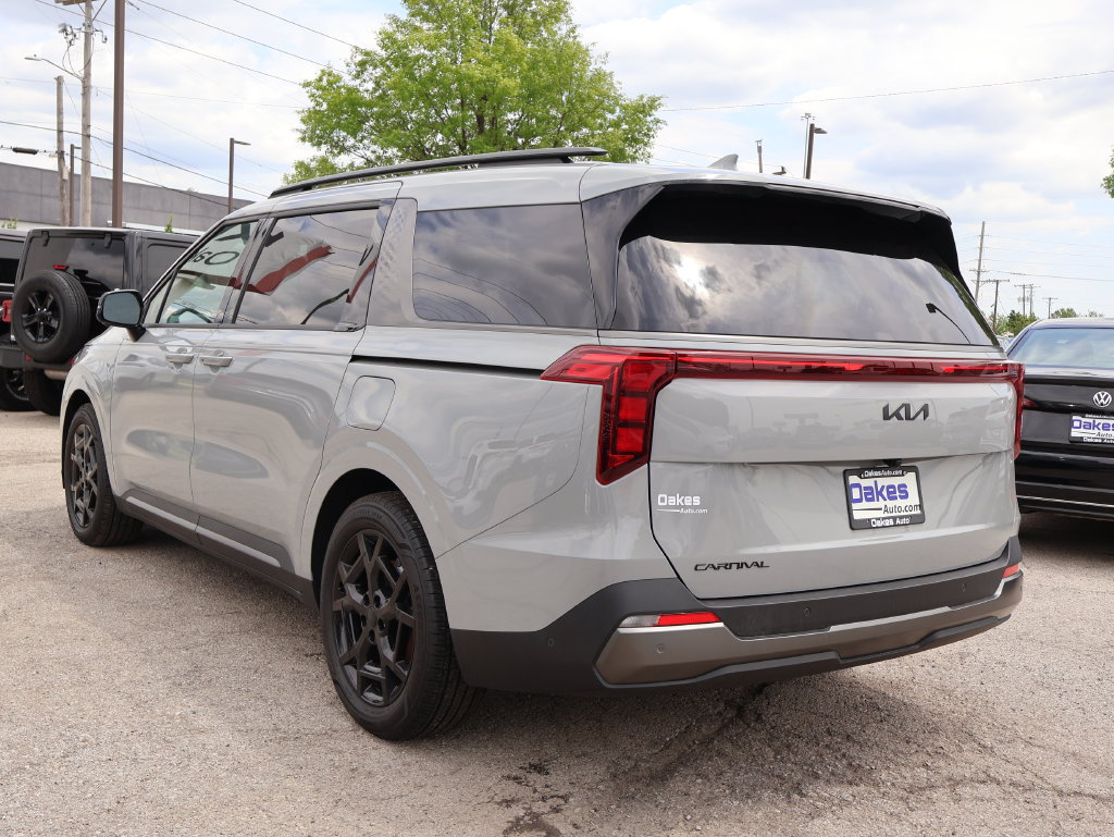 New 2026 Kia Carnival SX w/ SX Dark Edition Package FWD image 5
