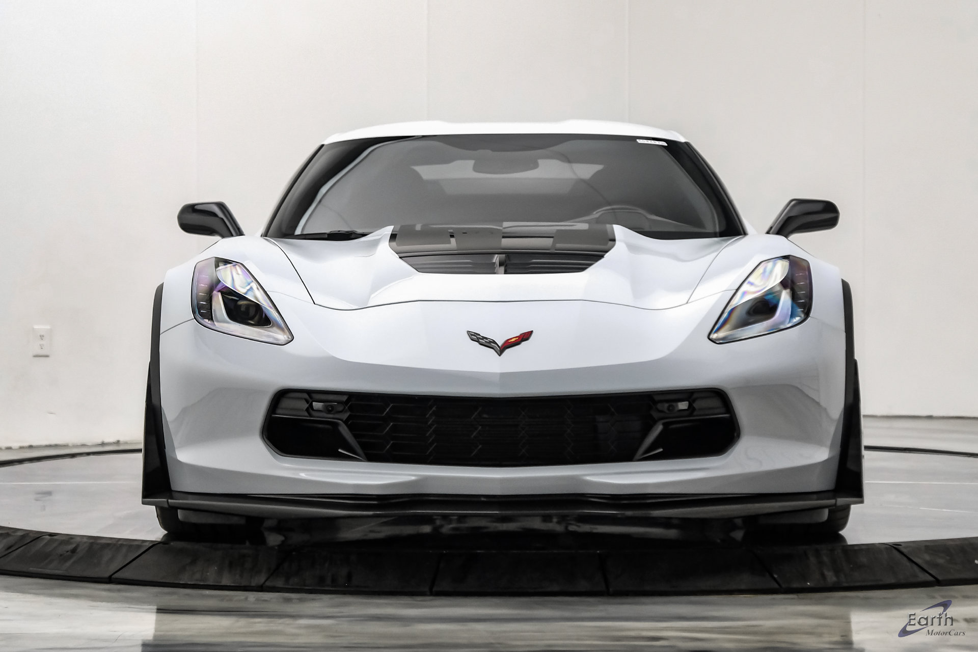 Used 2019 Chevrolet Corvette Z06 RWD image 35