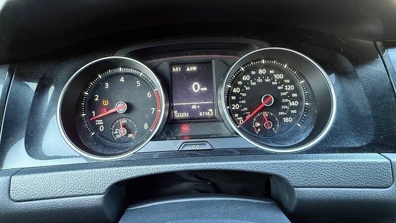Used 2015 Volkswagen GTI S FWD image 12