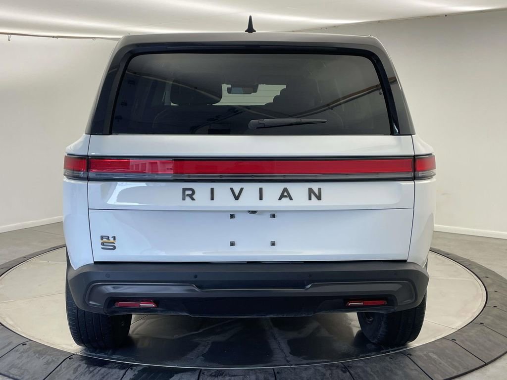 Used 2025 Rivian R1S Premium AWD/4WD image 6