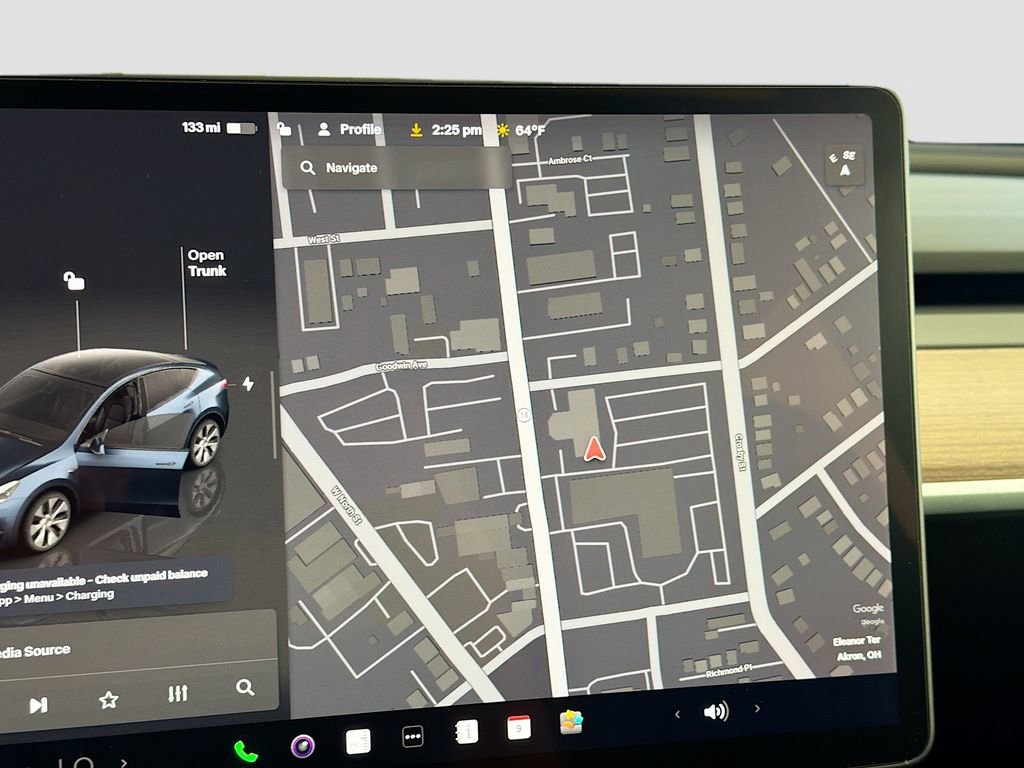 Used 2024 Tesla Model Y Long Range image 12