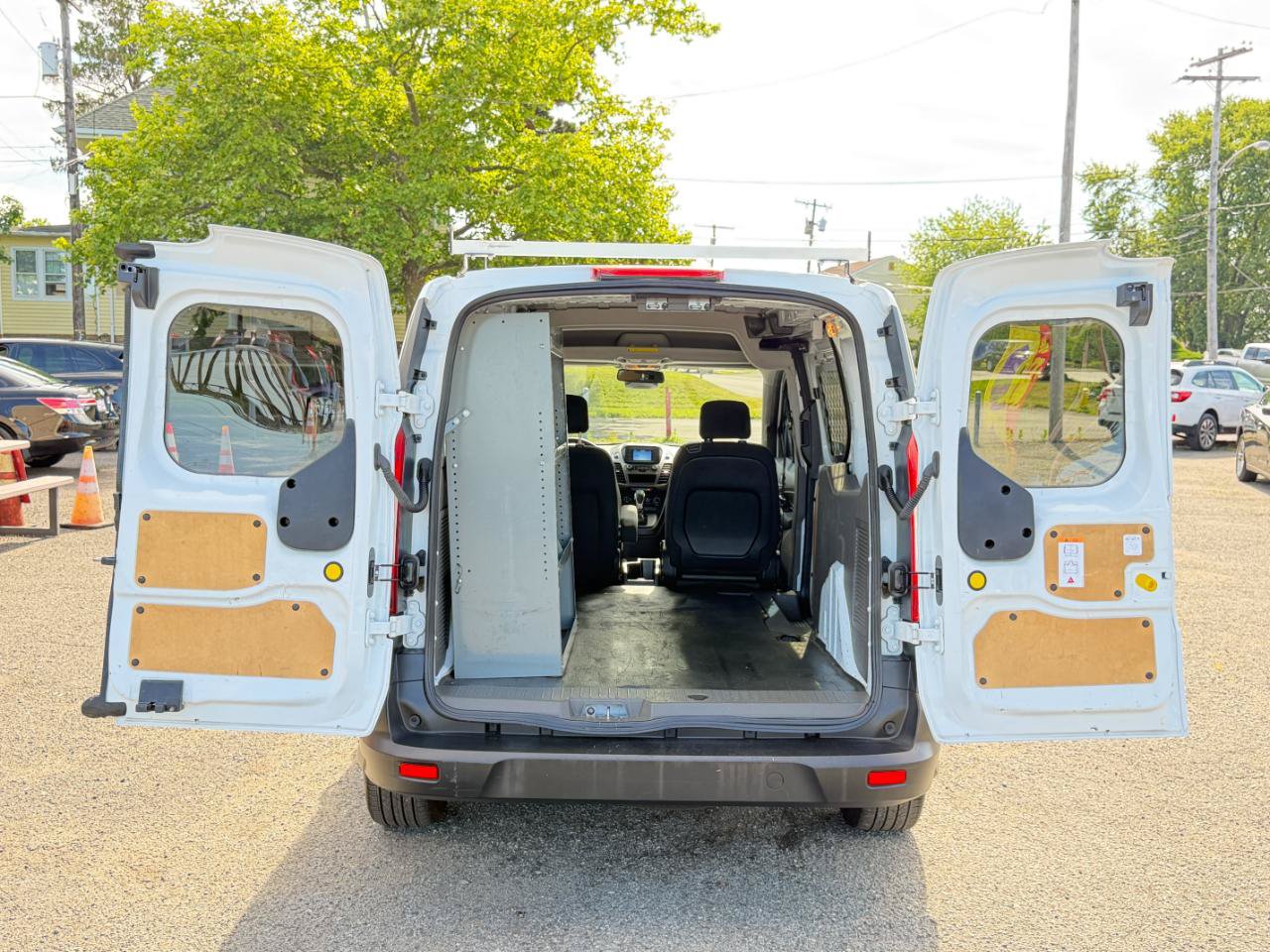 Used 2022 Ford Transit Connect XL FWD image 33