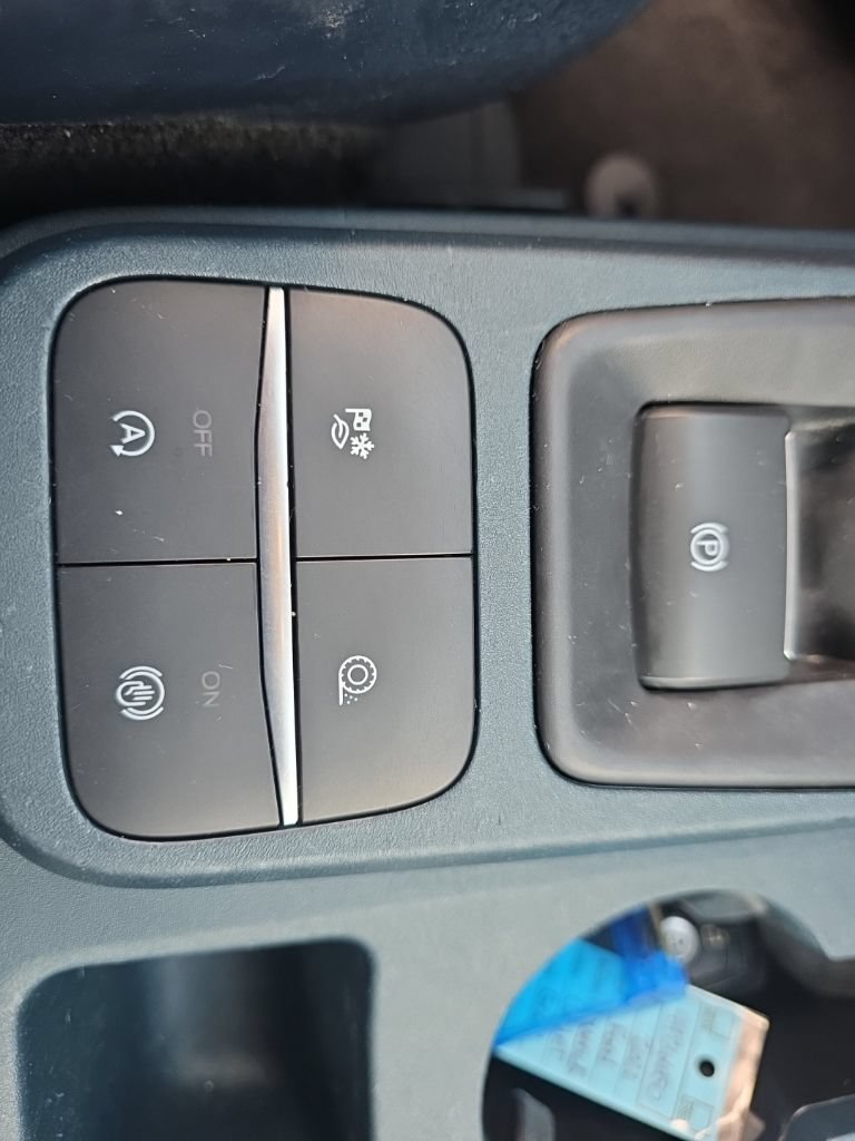 Used 2022 Ford Maverick Lariat w/ Equipment Group 500A Standard AWD/4WD image 23