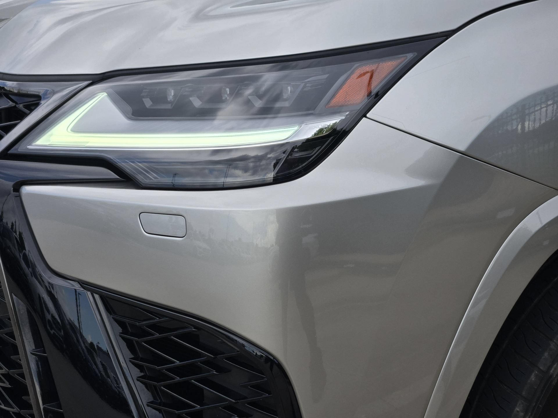 Used 2024 Lexus LX 600 F Sport AWD/4WD image 10